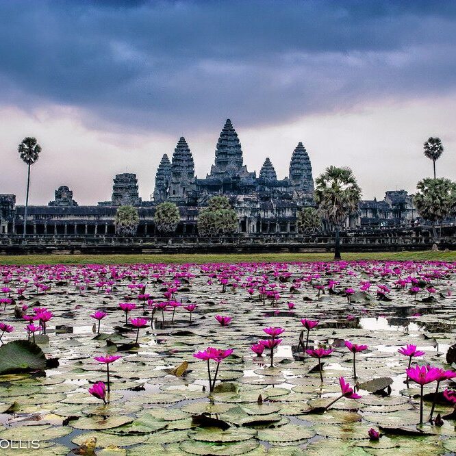 Angkor Wat,The World Largest Ancient Temple